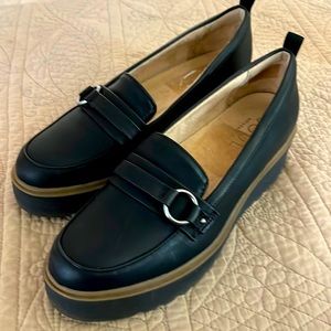 Soul Naturalizer Hoya loafers-size 9. Worn once. Excellent condition! See pics!